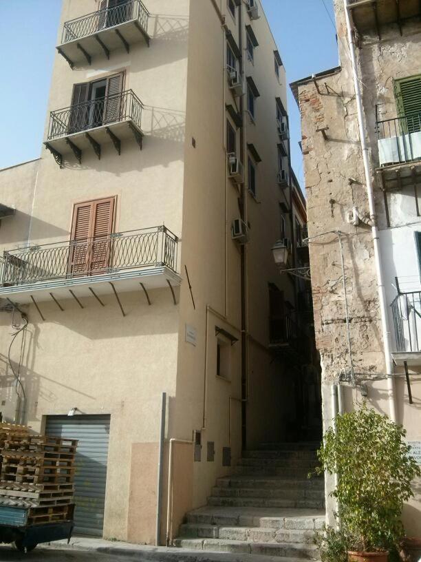 Apartmán A Terrace In The Heart Of Palermo Exteriér fotografie